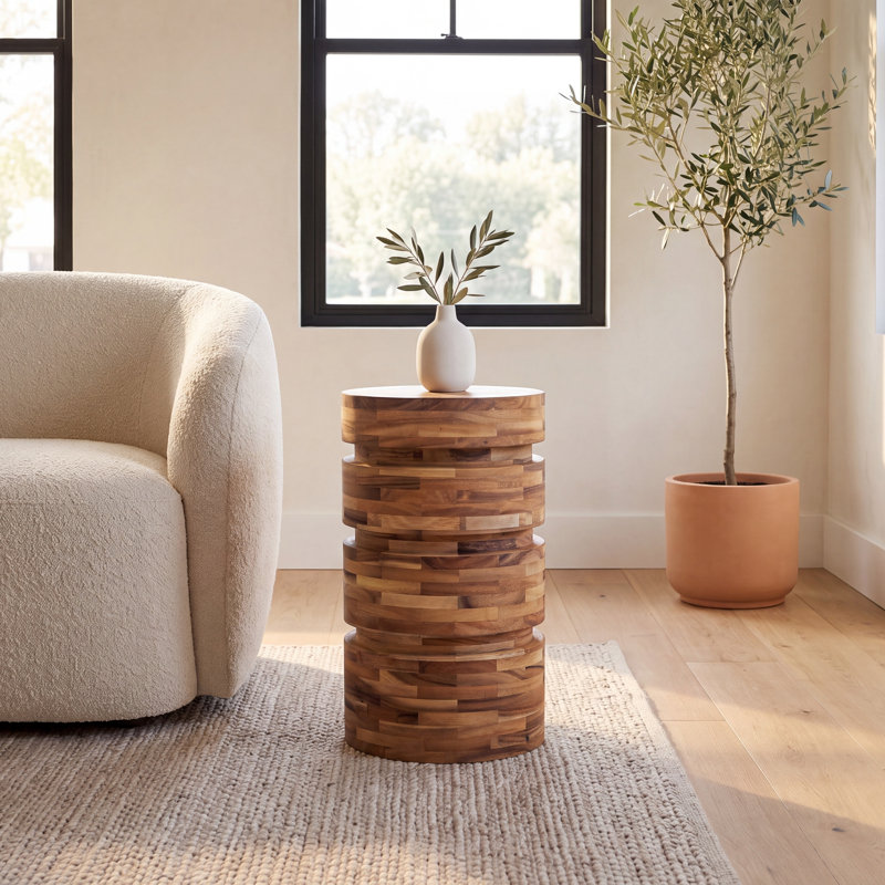 Pippin Plant Stand
