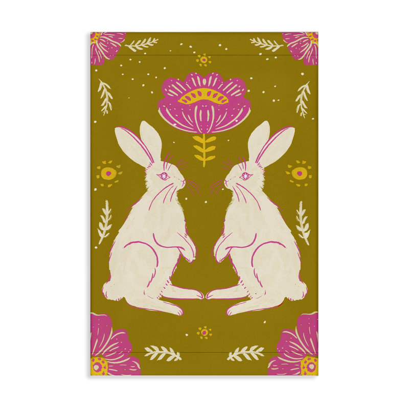 Mirrored Spring Bunnies, conception par Hannah Moren, H 24 po x l 16 po