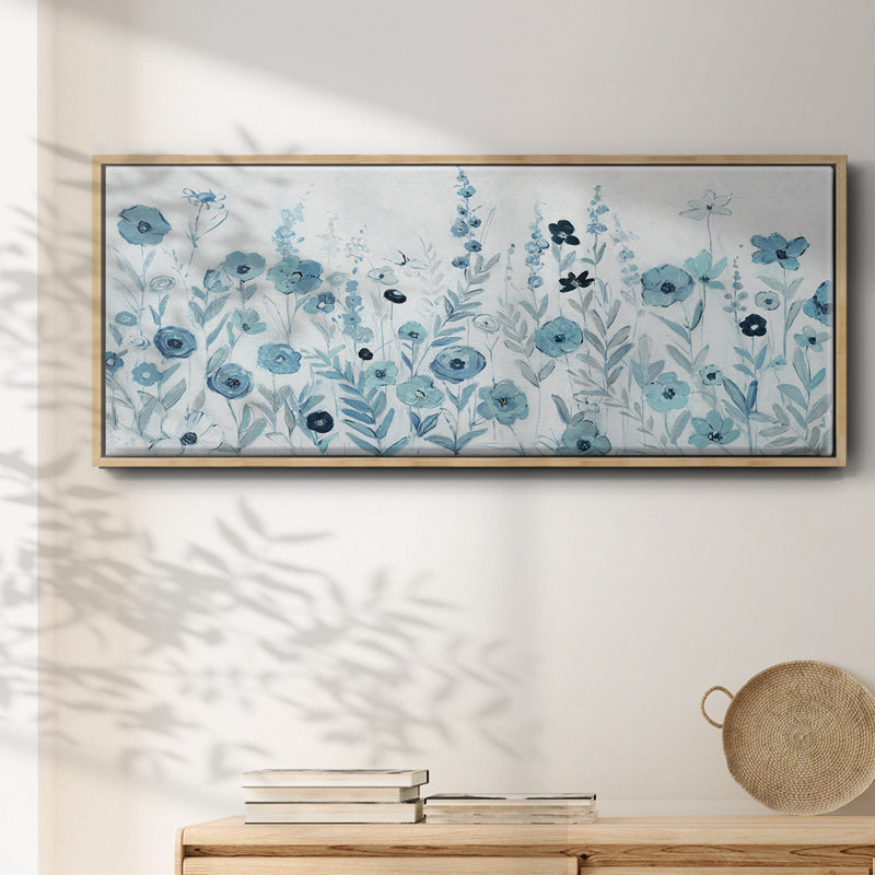 Endless Field of Blue - toile encadrée, H 12 po x l 30 po