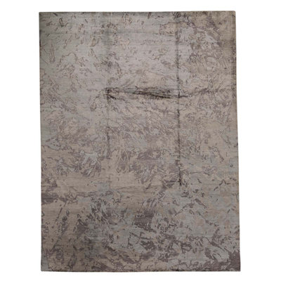 High-Quality Hand-Knotted Gray/Brown Area Rug