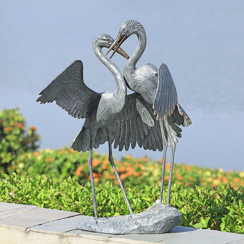 Sculpture de jardin Gentle Embrace Crane