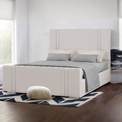 Upholstered Velvet Bed