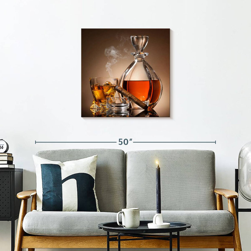 Yarlin Whiskey Decanter And Smoke