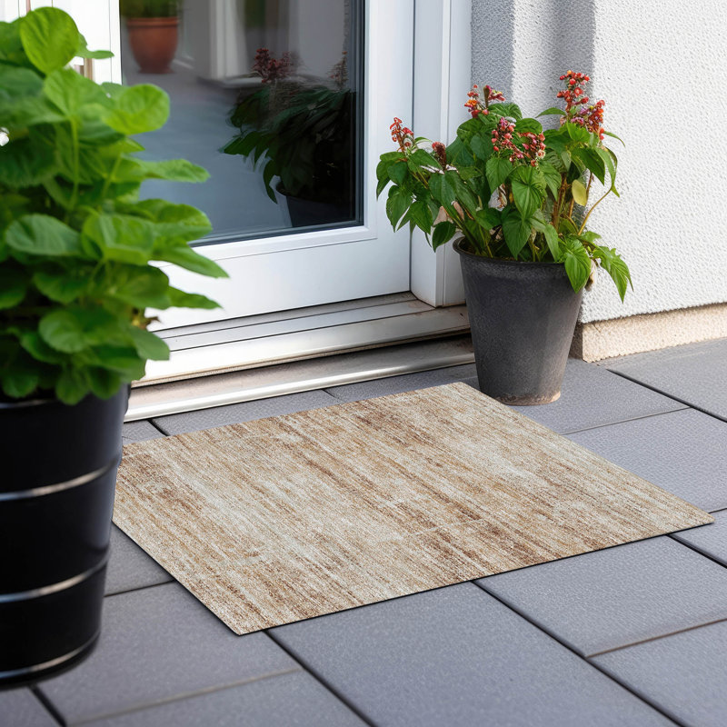 Mahaney Indoor Rug, Rectangle 1'8" x 2'6"