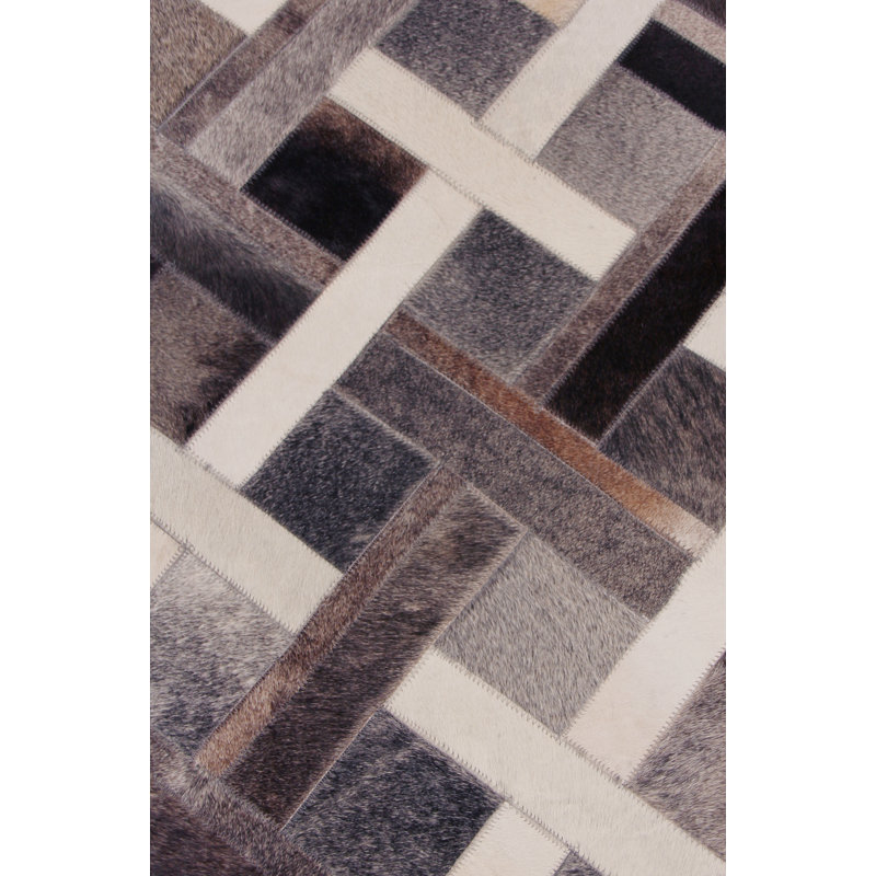 Natural Hide Cowhide Geometric Area Rug, Rectangle 5' x 8'