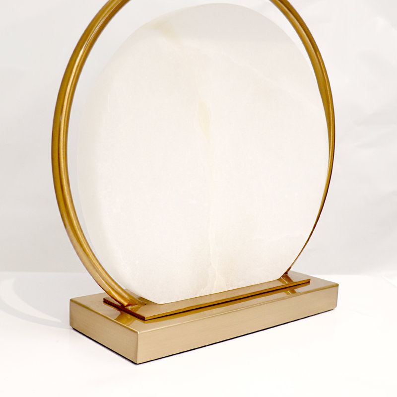 Lampe de table 25 po Orb