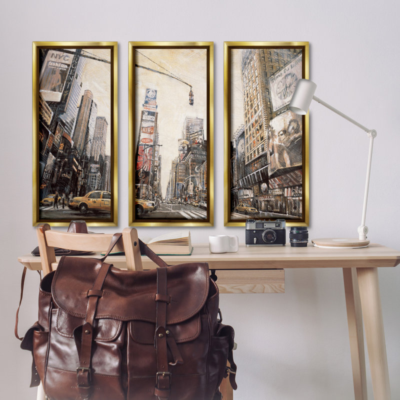 Ensemble de 3 toiles flottantes encadrées New York City Streets Buildings par Matthew Daniels, Cadre flottant métallique doré