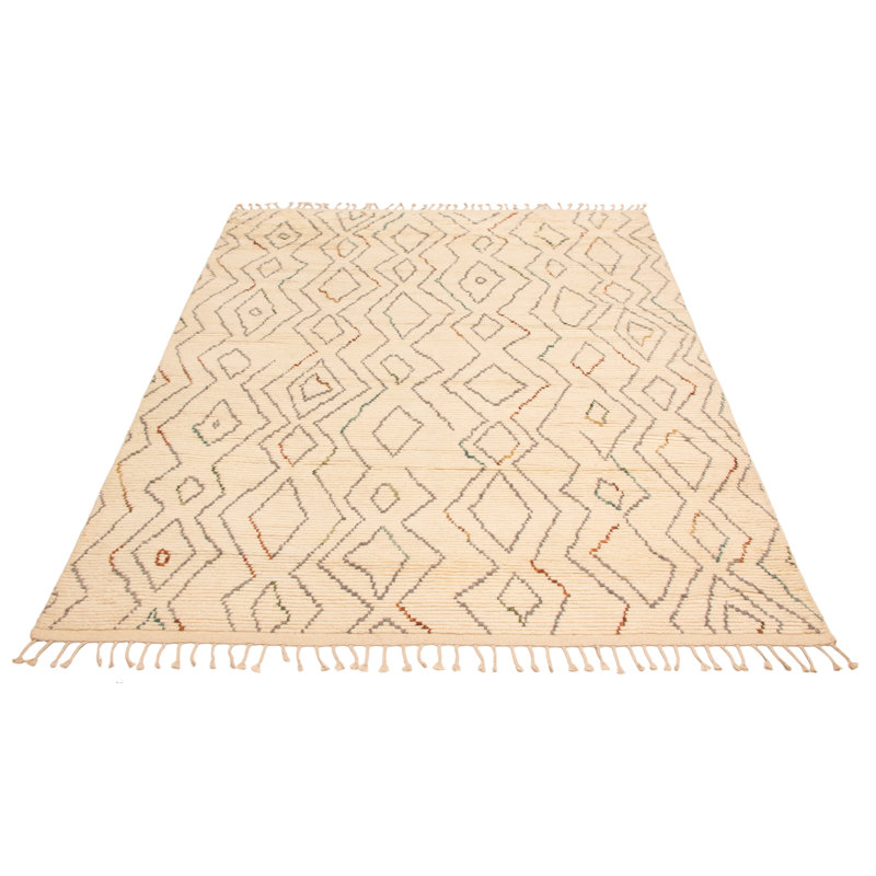 Inspirés par les tons terreux et les meilleurs matériaux, ces tapis de style marocain sont tissés par des tisserands qualifiés.