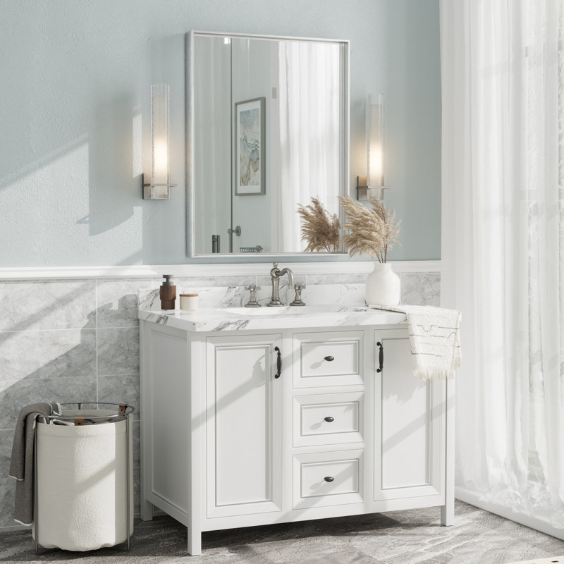 Miroir mural Aevar, 36 po x 28 po, Argent brossé