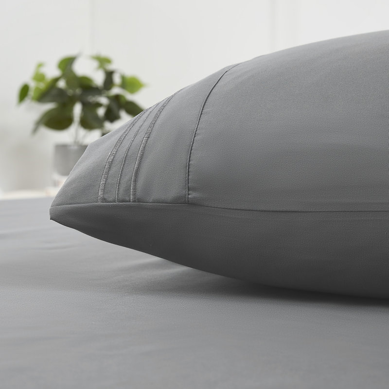 Taies d'oreiller luxueuses en microfibre brodée (paquet de 2) par Sweet Home Collection®, Taie d'oreiller très grande, Gris