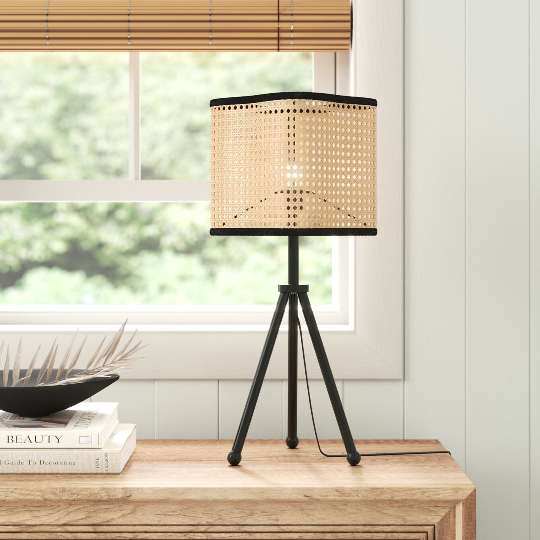 Gal Metal Tripod Lamp Vidalite