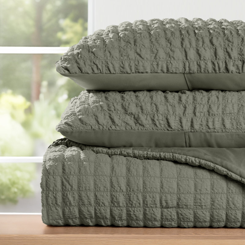 Seersucker Textured Comforter Set, Full / Queen Comforter + 2 Shams, Willow Green