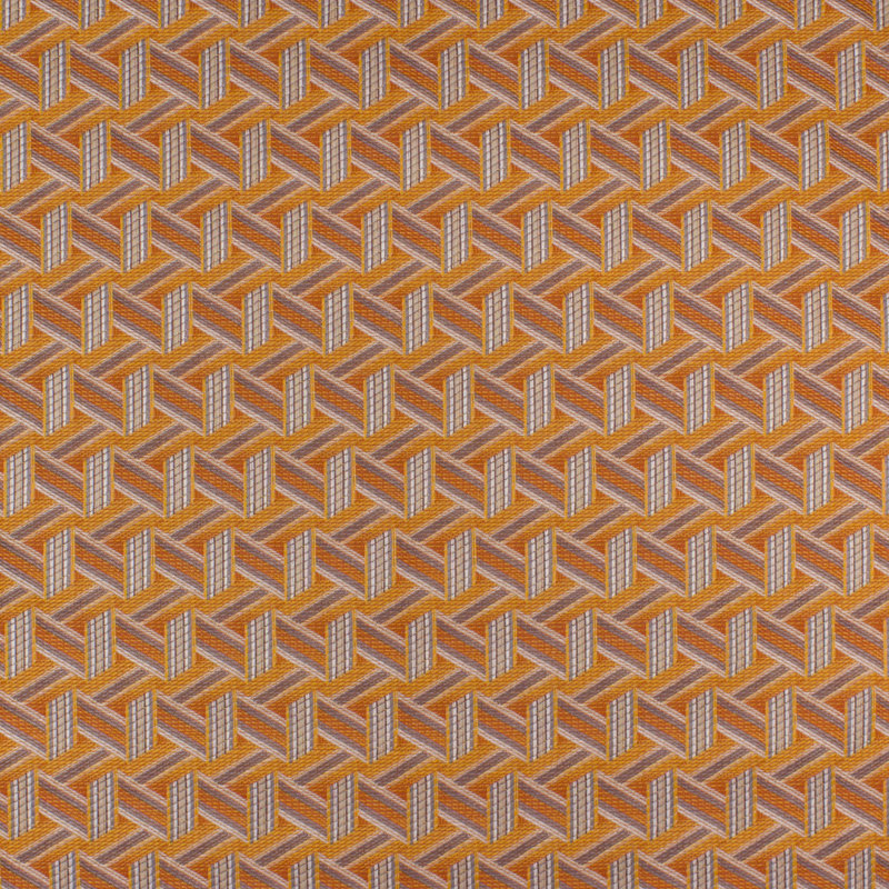 Linneu Fabric, Linneus Tamale