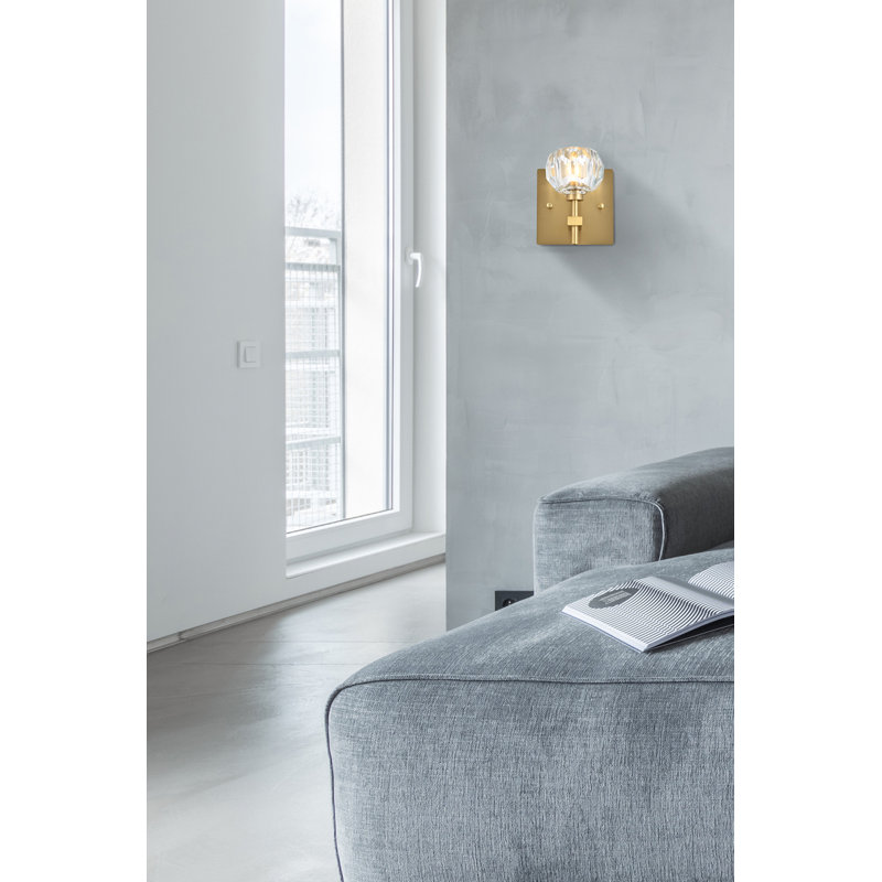 Armed Sconce, Gold, 1, 6" H x 5" W x 5" D
