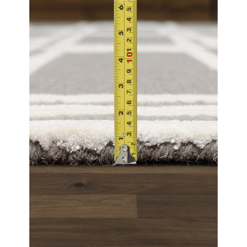 Tapis gris en soie et laine touffetés à la main