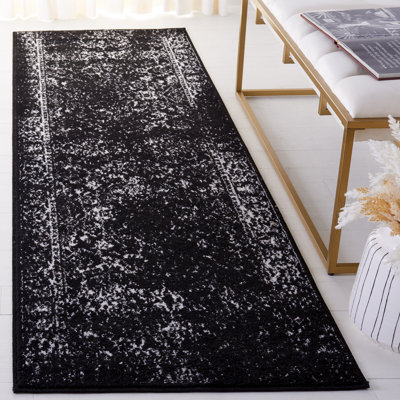 Ellarene Adirondack Blossom Vine Area Rug In Black & Ivory