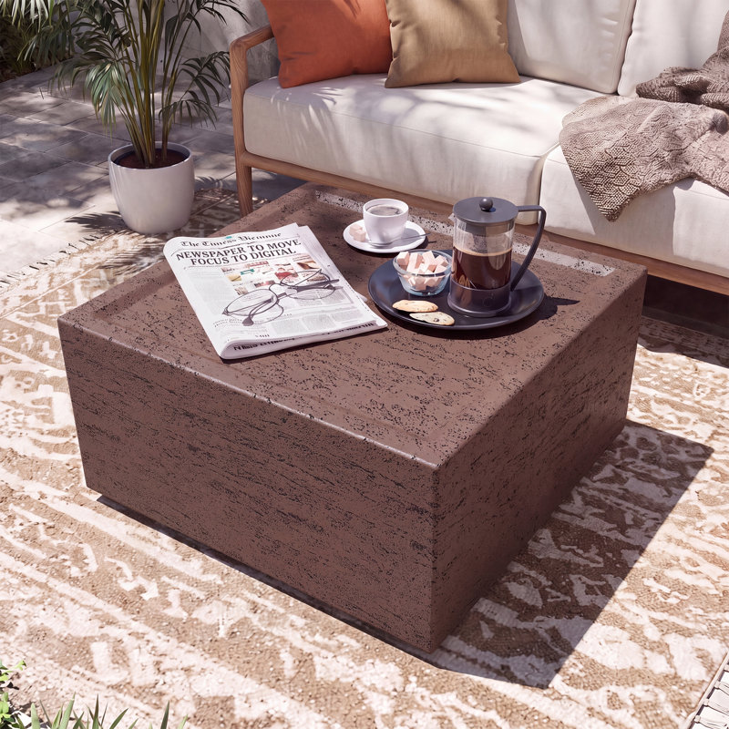 Table basse d'extérieur en oxyde de magnésium 28 po avec surface texturée en pierre naturelle, carré, rouge rouille, Rust Red