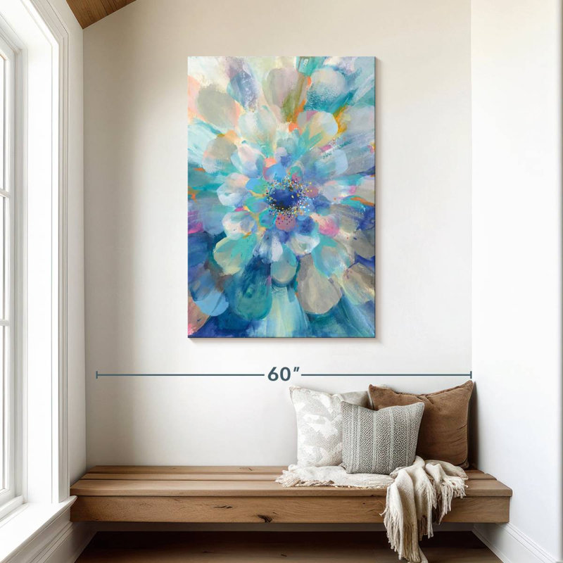 Avery Intensity II, 45" H x 30" W