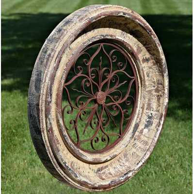 Décoration murale en bois