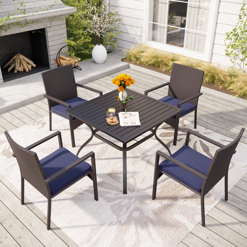 Ensemble repas carré pour 4 personnes 37 po Leonard