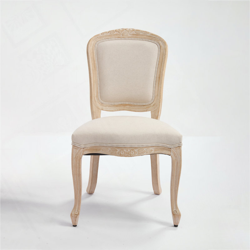 Chaise rembourrée avec pieds en bois