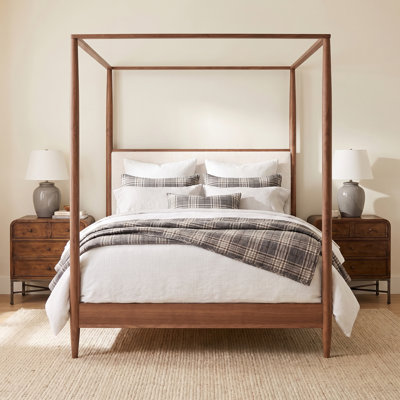 Lit plateforme à baldaquin en bois massif de style moderne Tavik avec tête de lit tapissier Boucle