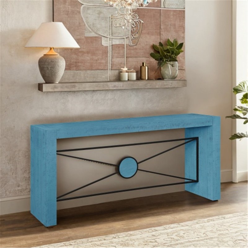 Console de ferme polyvalente avec fabrication robuste et détails réfléchis