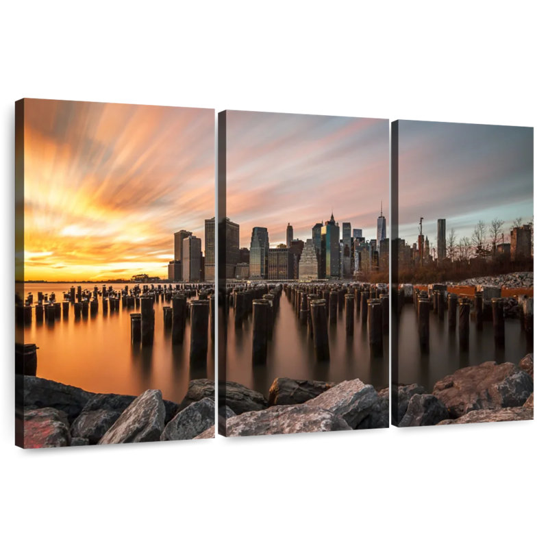 Sebbie NYC Horizon, 20" H x 33" W