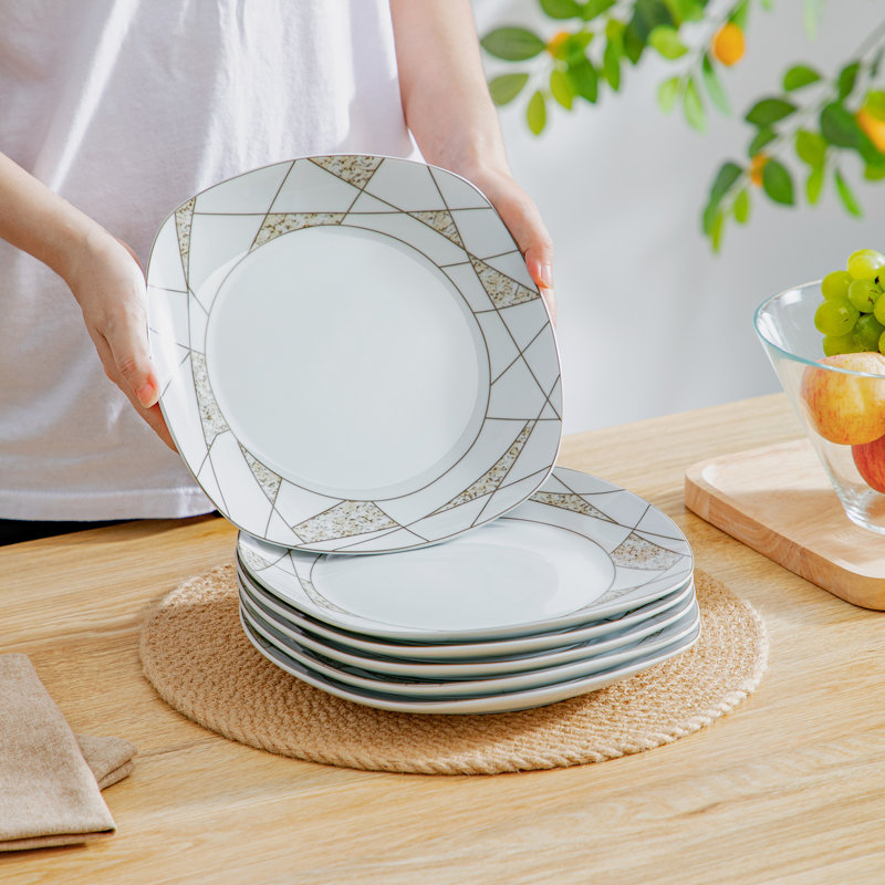 60 Piece Dinnerware Set, Service for 12 