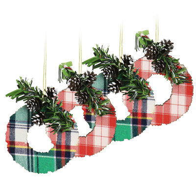 Wreath Holiday Shaped Ornament