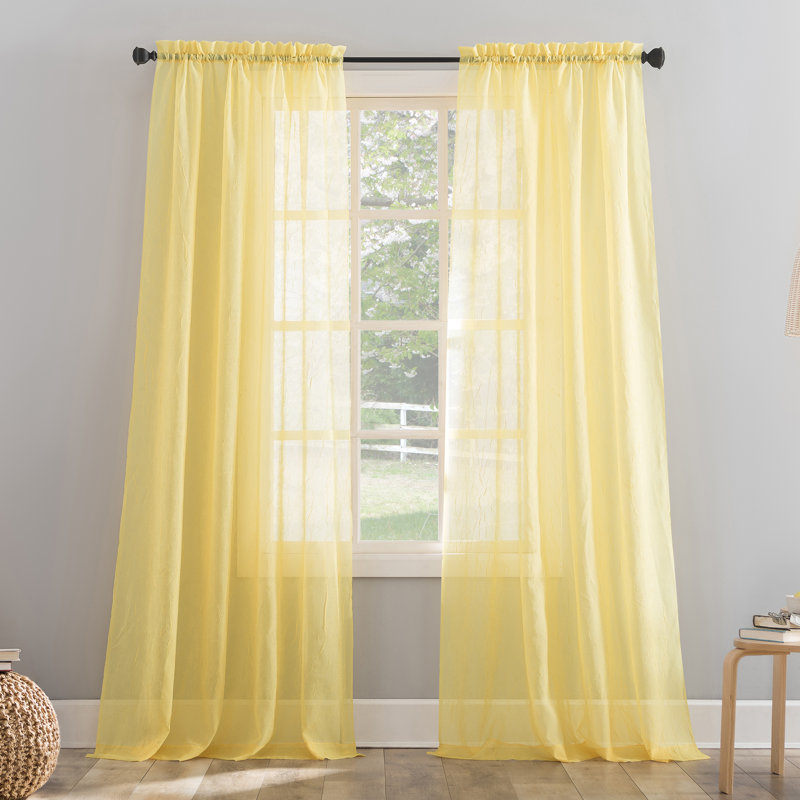 Panneau de rideau diaphane avec passe-tringle Maxon, Jaune, l 51 po x L 95 po