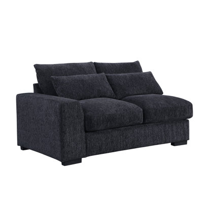 Méridienne moyenne en flanelle rembourrée en forme de U et gris foncé avec porte-gobelet intégré, ports de chargement et deux repose-pieds assortis