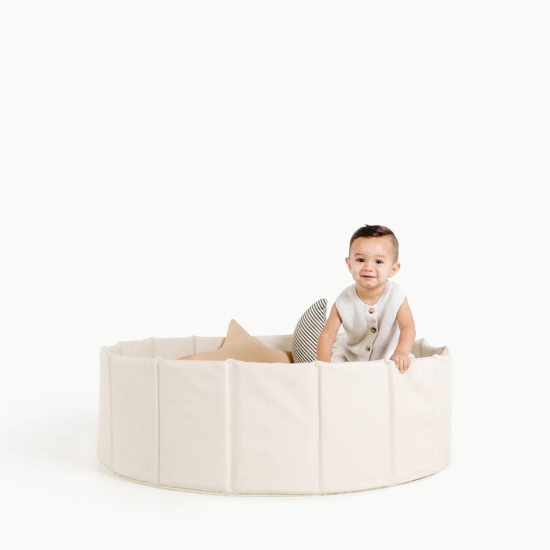 Gathre Ball Pit, Ivory