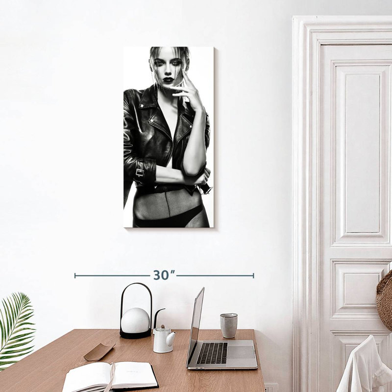 Fashion Emotion, H 30 po x l 15 po