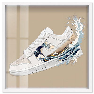 «Great Wave Sneaker Splash Shadowbox Print Sneaker» par Art Remedy