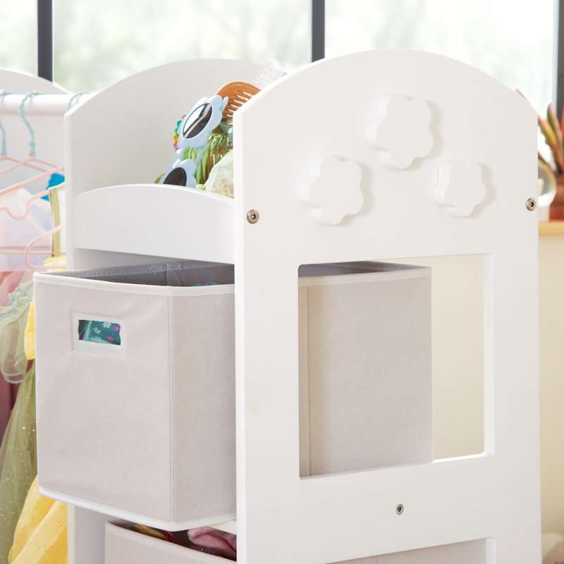 Centre de déguisement pour enfants, Blanc