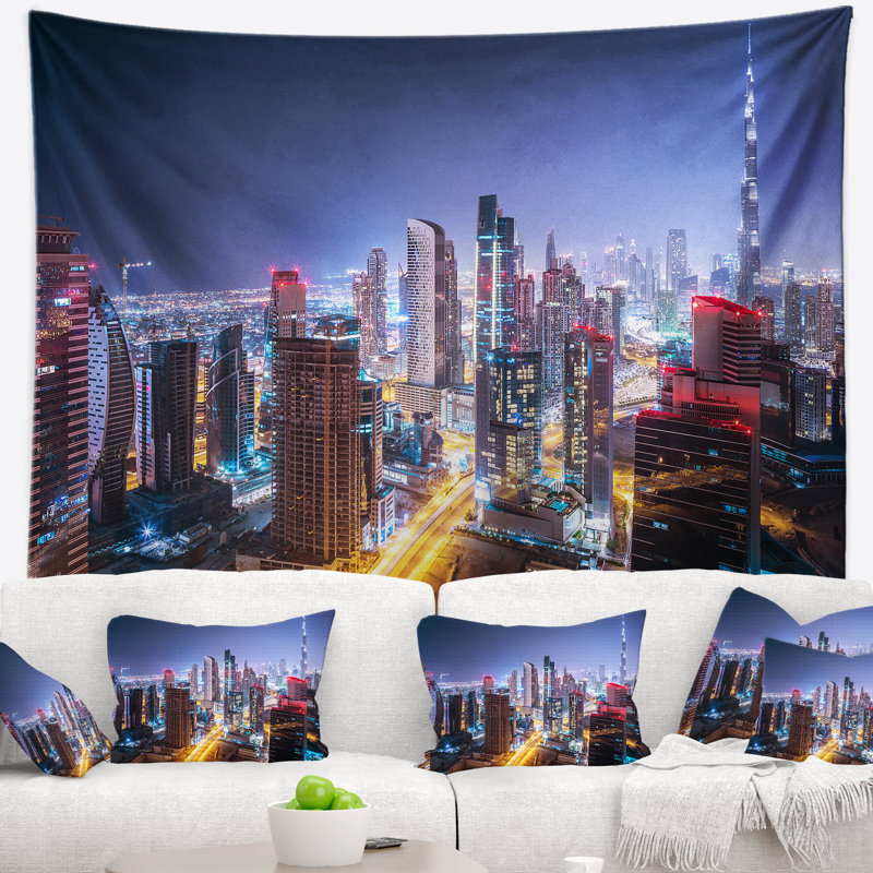 Tapisserie cityscape fantastique night, H 32 po x l 39 po