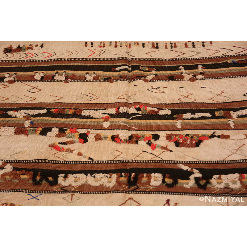 Tapis kilim marocain long et étroit