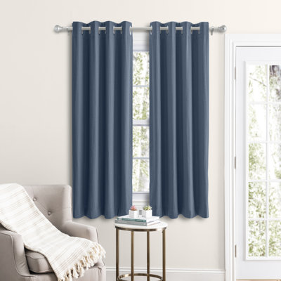 Paire de rideaux obscurcissant avec œillets Cedarpoint
