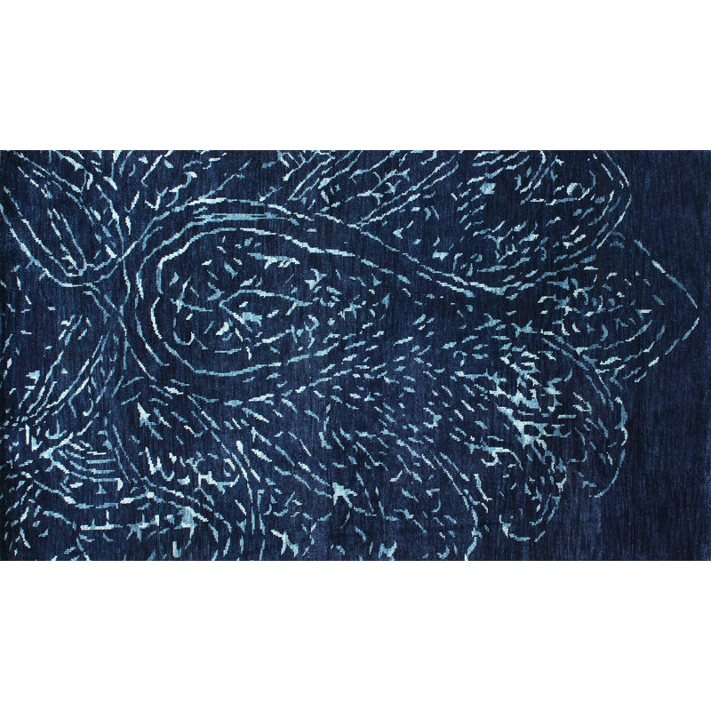 Mentasta Wool Floral Indoor Rug, Rectangle 5' x 8'