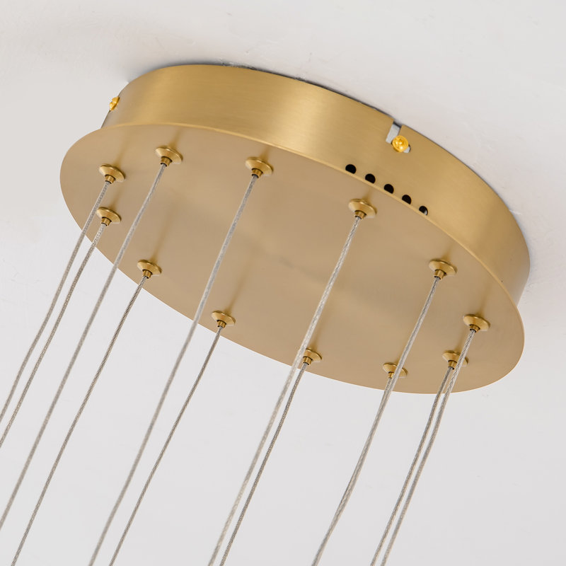 Luminaire suspendu linéaire à 6 lumières pour îlot de cuisine Bee, Laiton brossé
