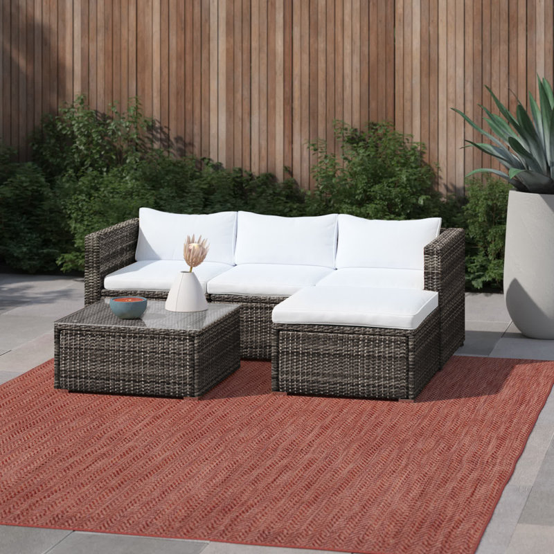 Ensemble de conversation en rotin avec coussins 3 pièces Oxley, Structure brune / Coussin blanc
