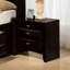 Ensemble de chambre à coucher contemporain avec lit, tables de chevet et bibliothèque de tête de lit, offrant beaucoup de rangement et un design élégant pour la vie moderne-1282535542-1282535543