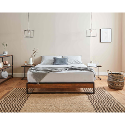 Coronel Metal Bed
