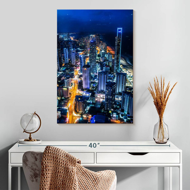 Sirci Gold Coast de nuit, H 30 po x l 20 po