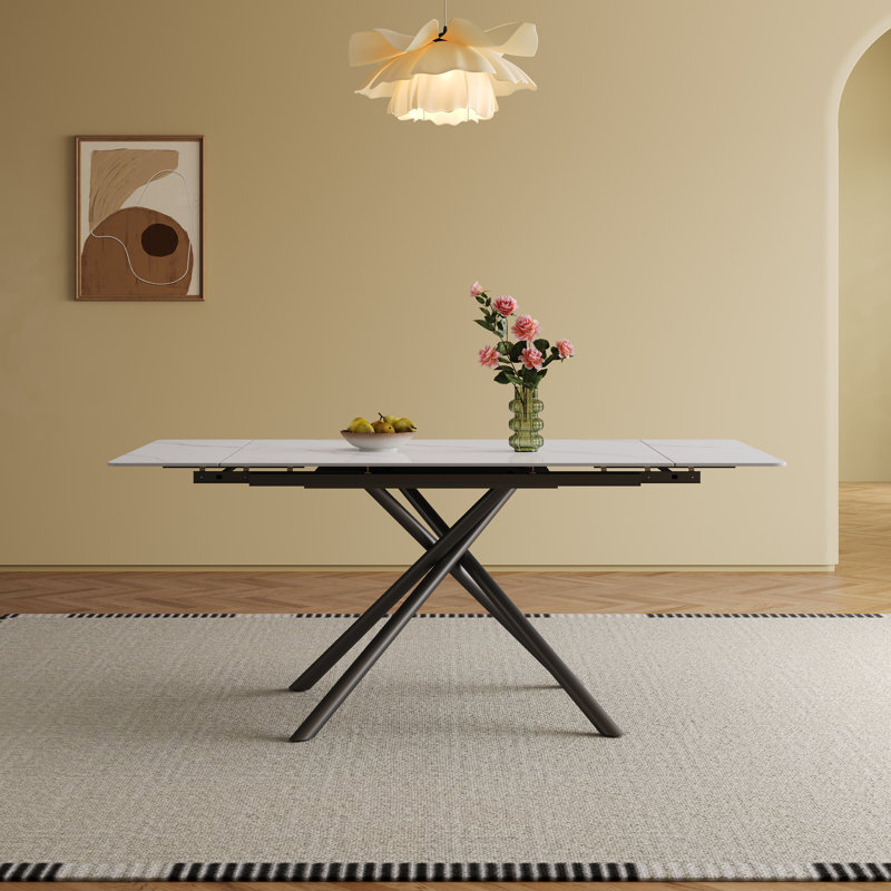 Table de salle à manger rétractable en pierre frittée, de conception rectangulaire moderne, avec des pieds en acier au carbone noir au bas, 83 pouces convenant à 6 à 8 sièges (blanc)