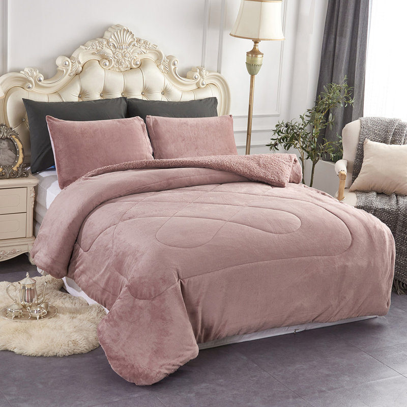 King Woodrose Reversible Down Alternative Comforter Set