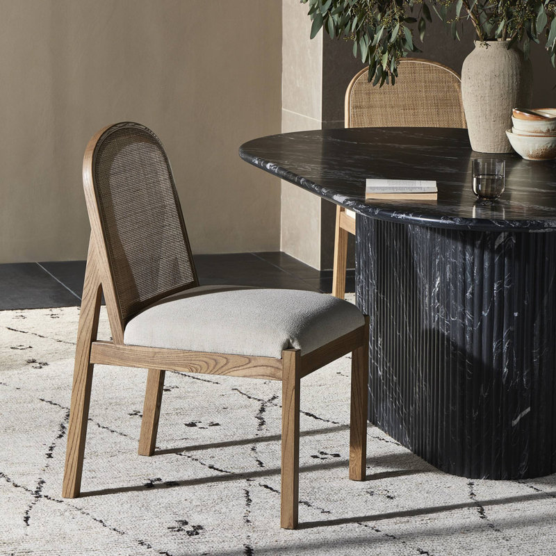 Chaise Caigan Cane, Bois de micocoulier naturel