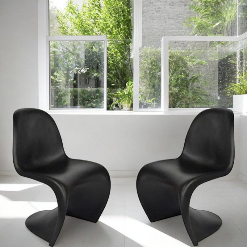 Chaise Pantone, Noir