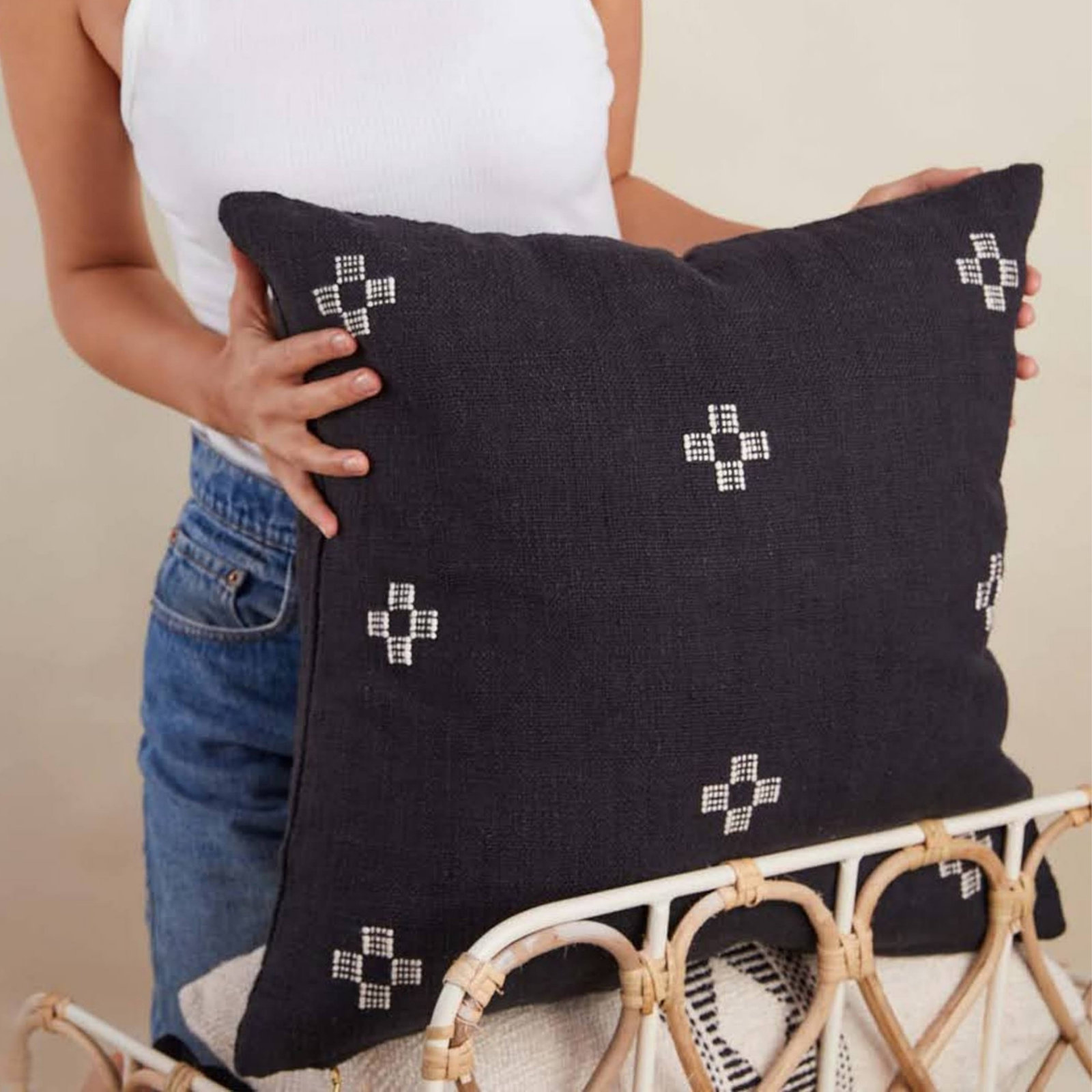 20" x 20" Cotton Pillow Cover, Black